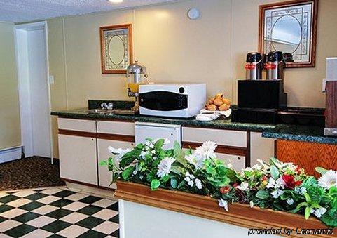 Rodeway Inn Coldwater Bagian luar foto
